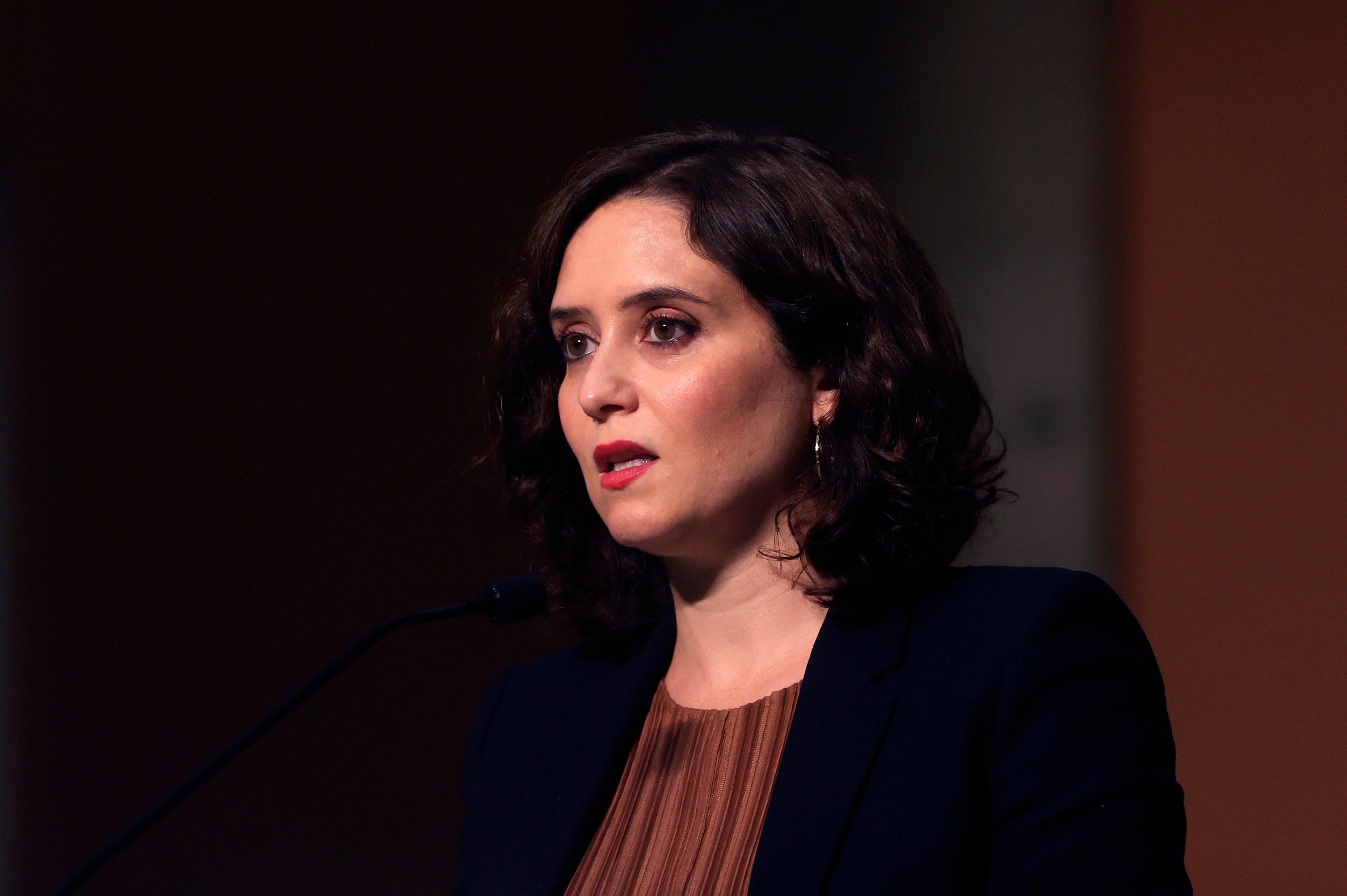 La España que madruga: La prensa especula sobre la posible intervención de Madrid La España que madruga: La prensa especula sobre la posible intervención de Madrid
