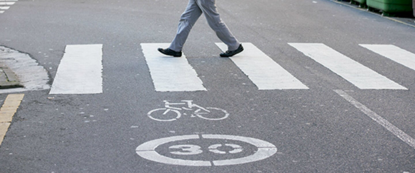 Muere un niño de 14 años atropellado en un paso de cebra en Dos Hermanas Muere un niño de 14 años atropellado en un paso de cebra en Dos Hermanas