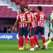 Diego Costa celebra un gol ante el Granada 