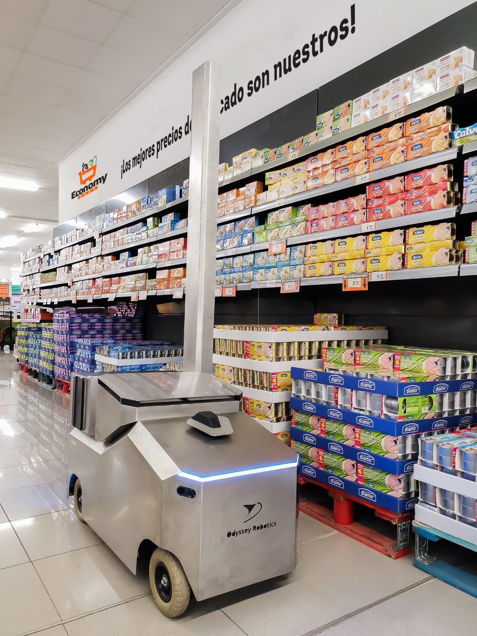 Una startup de la Universidad Miguel Hernández de Elche desarrolla un robot para desinfectar con ozono grandes superficies Una startup de la Universidad Miguel Hernández de Elche desarrolla un robot para desinfectar con ozono grandes superficies