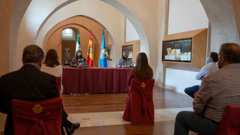 Reuni&oacute;n en el Castillo de San Romualdo