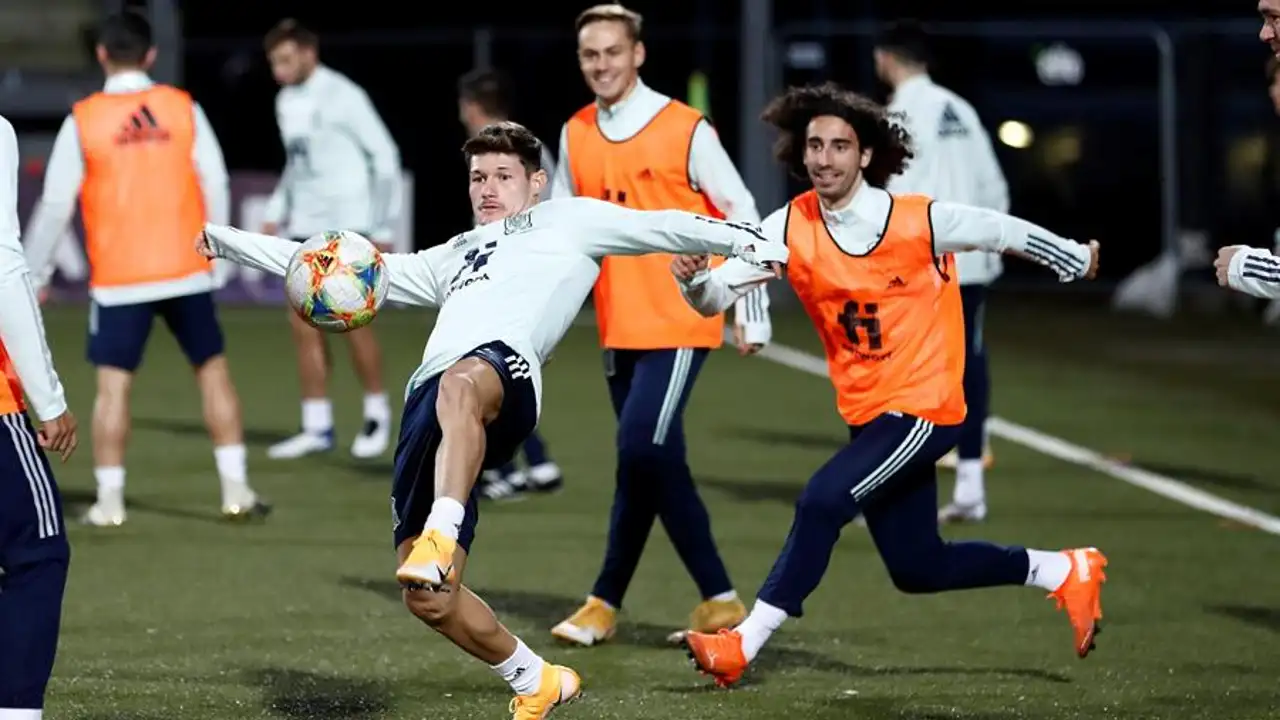 Marc Cucurella. Marc Cucurella.
