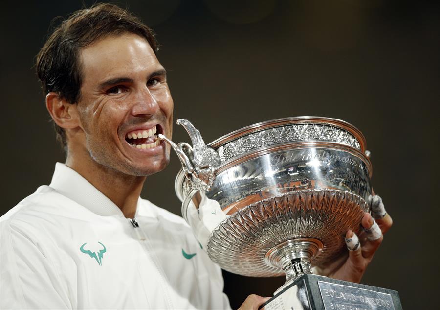 Rafa Nadal hace historia y consigue su decimotercer Roland Garros Rafa Nadal hace historia y consigue su decimotercer Roland Garros