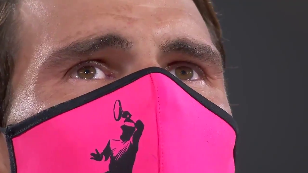 Las lágrimas de Rafa Nadal durante el himno de España tras ganar Roland Garros Las lágrimas de Rafa Nadal durante el himno de España tras ganar Roland Garros