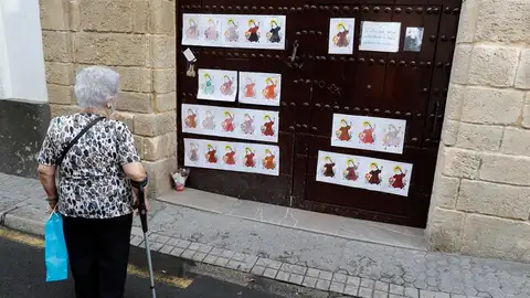 Un brote de coronavirus en el convento de Santa Ángela, en Sevilla, obliga a aislar a 100 personas Un brote de coronavirus en el convento de Santa Ángela, en Sevilla, obliga a aislar a 100 personas