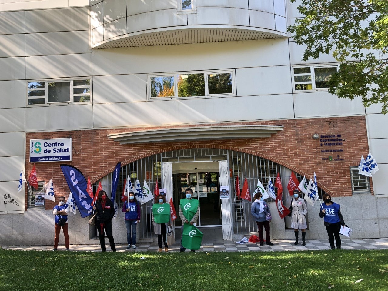 Concentración para reclamar mejoras en la Atención Primaria de Cuenca Concentración para reclamar mejoras en la Atención Primaria de Cuenca