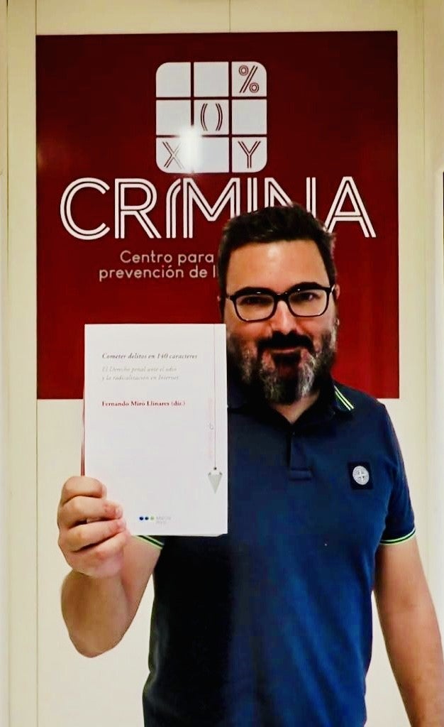 Cometer delitos en 140 caracteres: el derecho penal ante el odio y la radicalización en Internet Cometer delitos en 140 caracteres: el derecho penal ante el odio y la radicalización en Internet