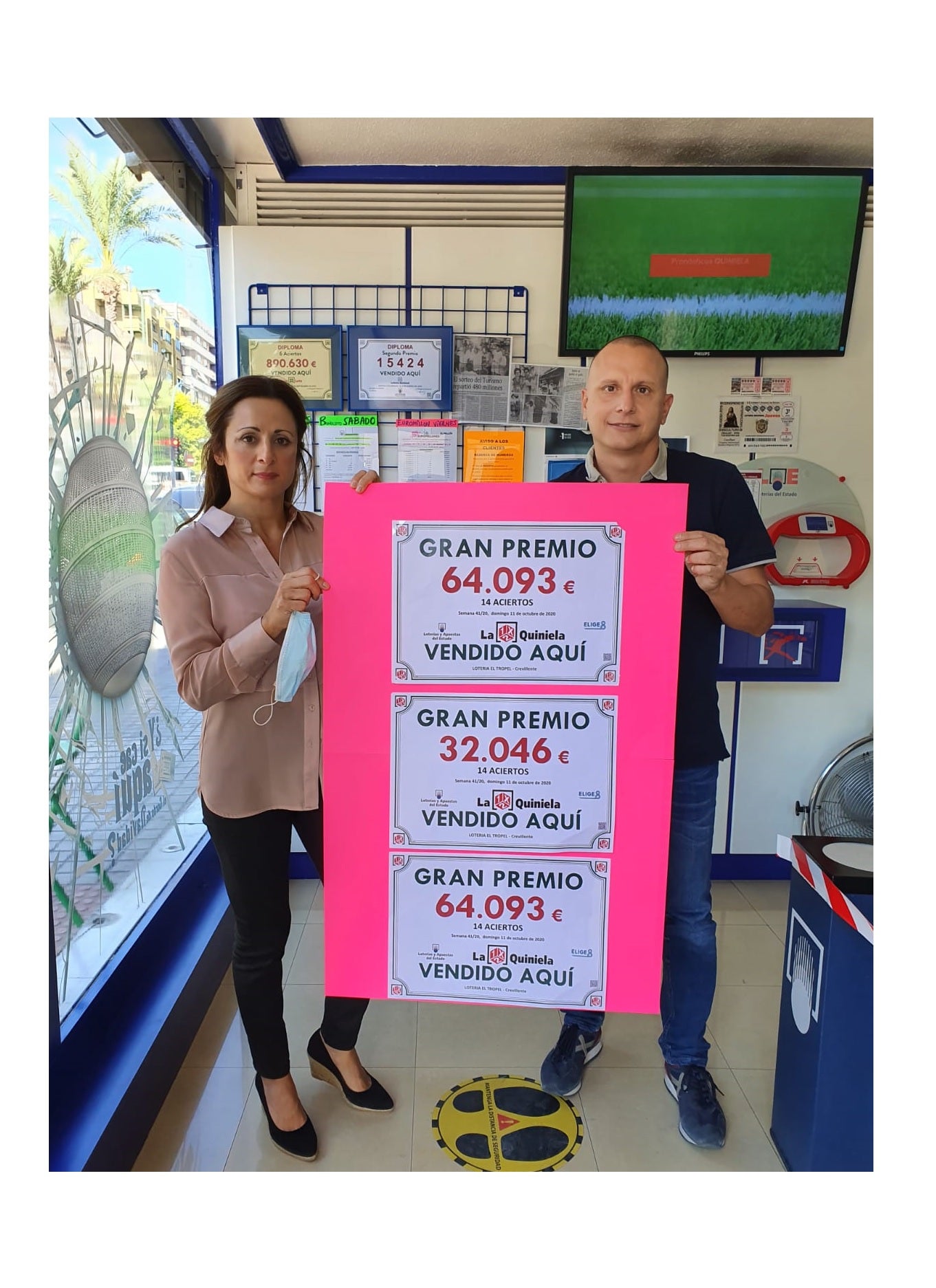 La Quiniela deja en Crevillent 160.000 euros en tres premios de 14 aciertos La Quiniela deja en Crevillent 160.000 euros en tres premios de 14 aciertos