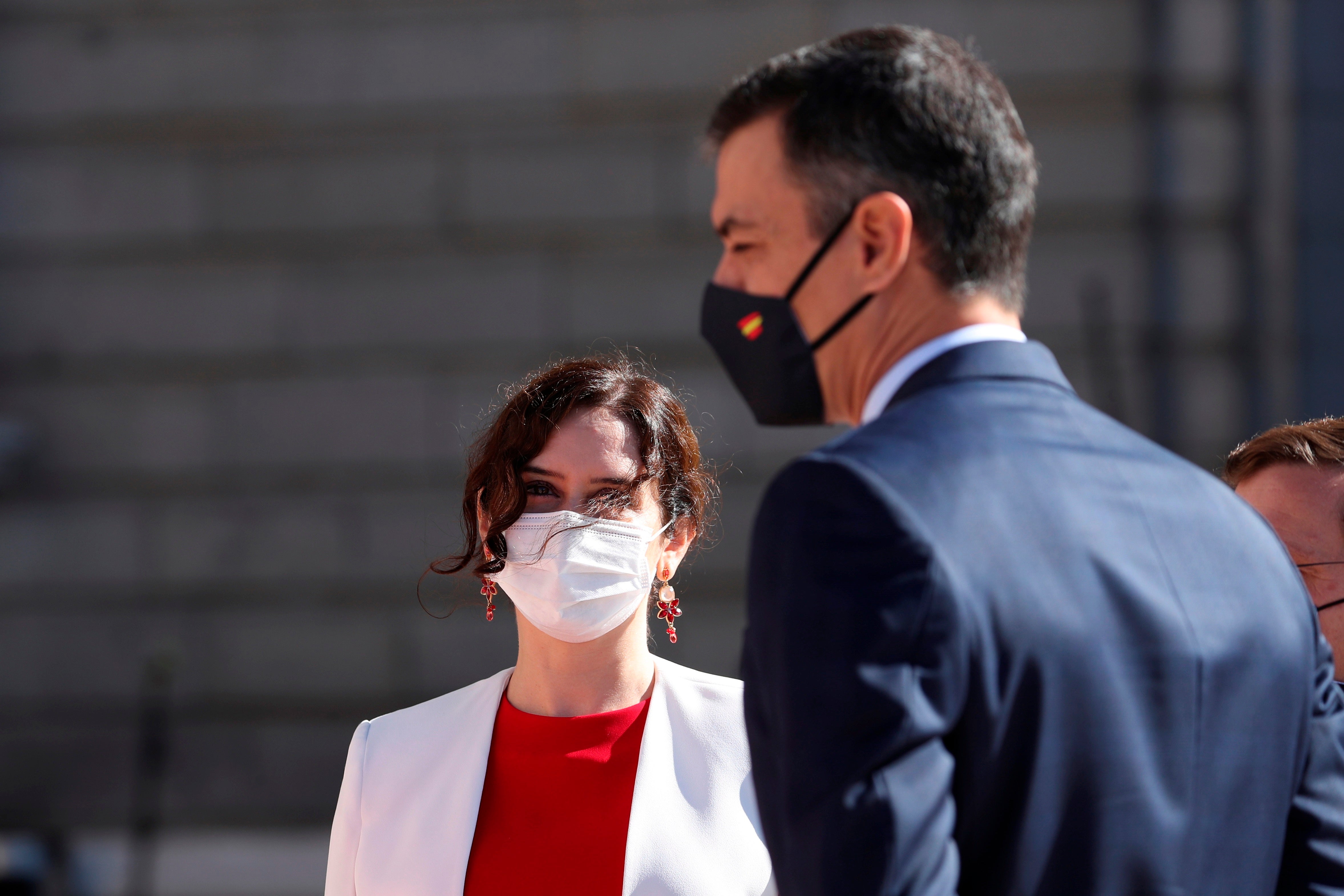 La tertulia: Madrid pide que se anule el estado de alarma La tertulia: Madrid pide que se anule el estado de alarma