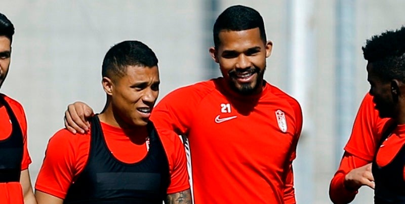 Los internacionales rojiblancos llegan al partido del sábado contra el Sevilla con una o ninguna sesión de entrenamiento con el Granada CF. Onda Deportiva Granada 14/10/2020 Los internacionales rojiblancos llegan al partido del sábado contra el Sevilla con una o ninguna sesión de entrenamiento con el Granada CF. Onda Deportiva Granada 14/10/2020