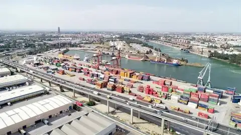 Imagen aérea del Puerto de Sevilla Imagen aérea del Puerto de Sevilla