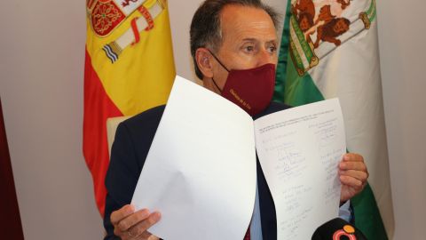 El alcalde de Chiclana, Jos&eacute; Mar&iacute;a Rom&aacute;n