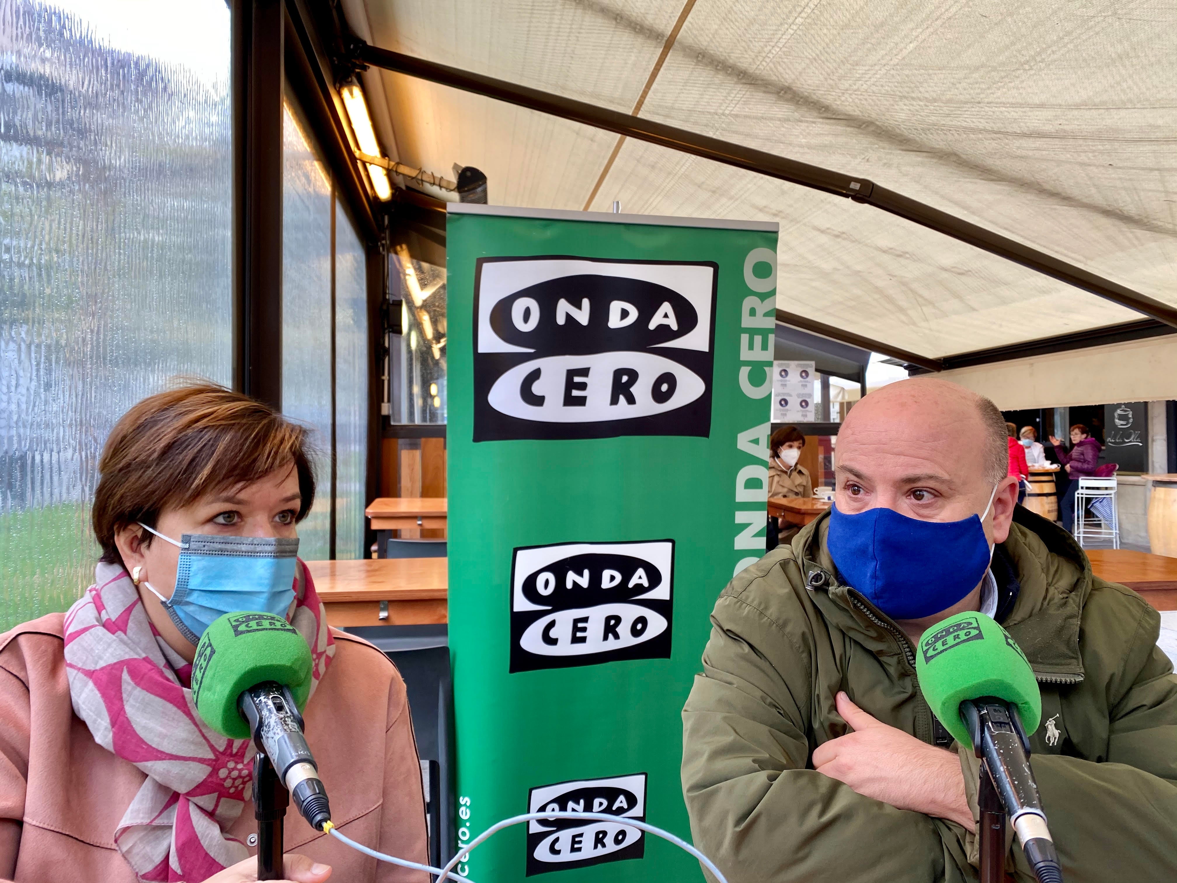 Los hosteleros de Navarra se sienten "cabeza de turco" y piden "más cariño" al Gobierno Los hosteleros de Navarra se sienten "cabeza de turco" y piden "más cariño" al Gobierno