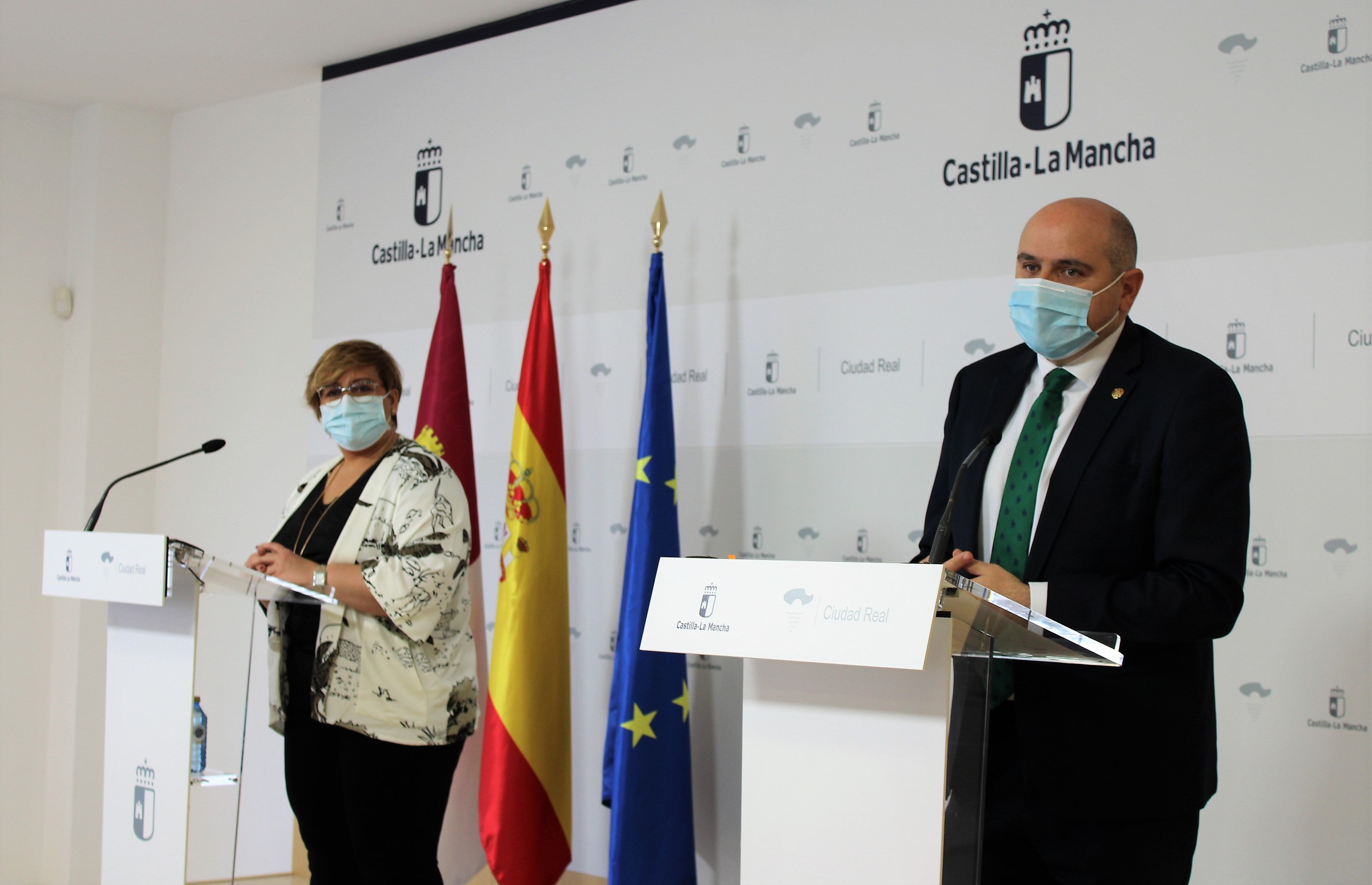 Sanidad distribuirá 126.000 dosis de la vacuna contra la gripe, un 18% más que el año pasado Sanidad distribuirá 126.000 dosis de la vacuna contra la gripe, un 18% más que el año pasado