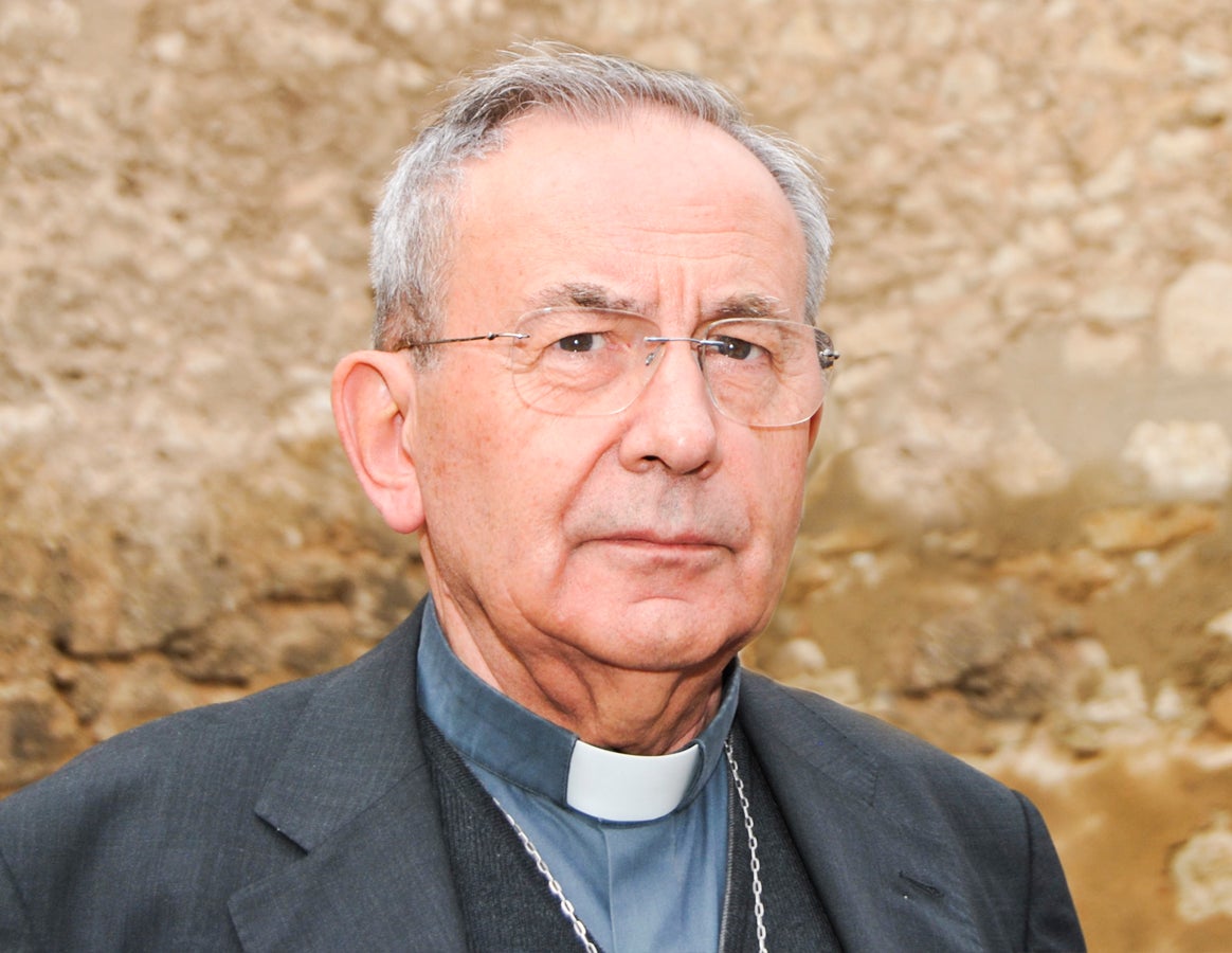Antonio Algora, obispo emérito de Ciudad Real, fallece a causa de un fallo multiorgánico Antonio Algora, obispo emérito de Ciudad Real, fallece a causa de un fallo multiorgánico