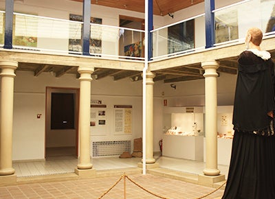 Abierta de manera presencial la exposición del XXIV Certamen Internacional de pintura “Ciudad de Alcázar” Abierta de manera presencial la exposición del XXIV Certamen Internacional de pintura “Ciudad de Alcázar”