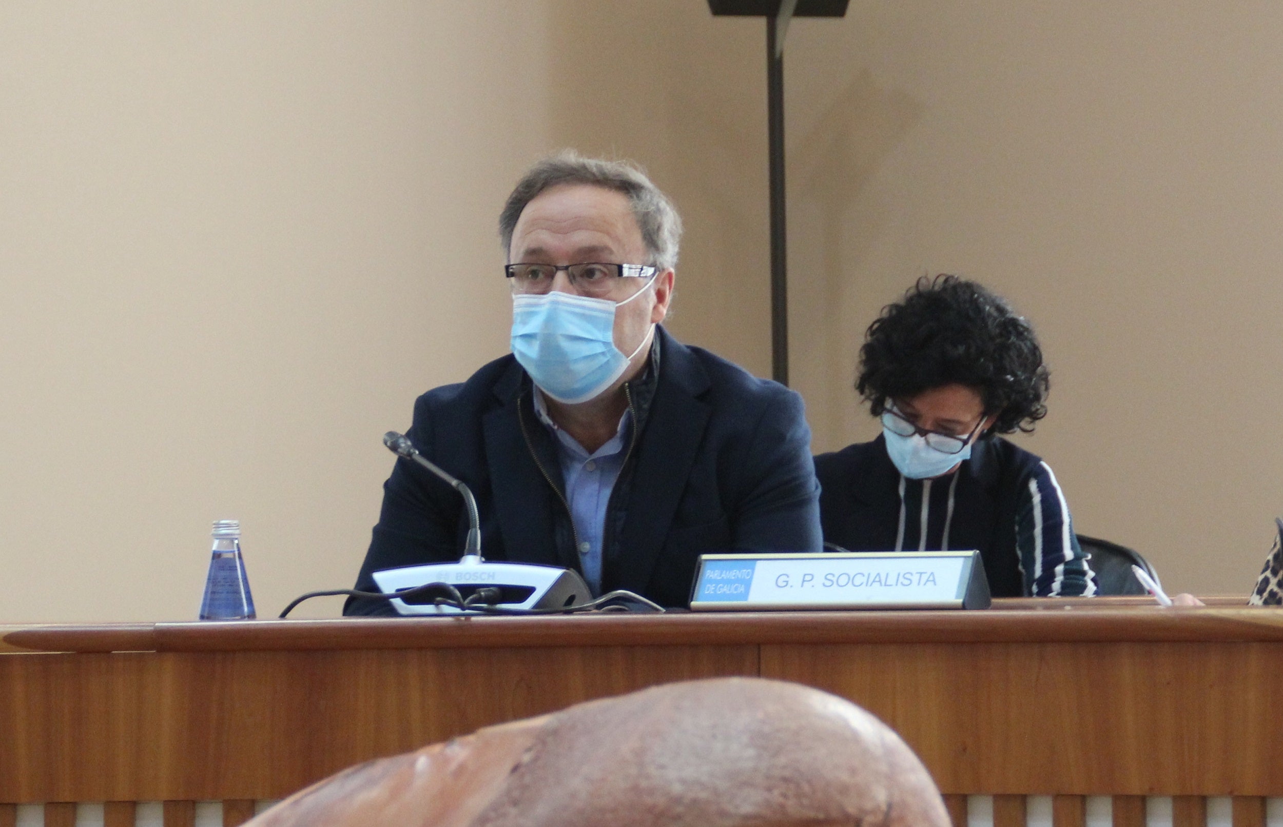 O Psoe reclama a Xunta que "cese as clausulas bancarias" por abusivas O Psoe reclama a Xunta que "cese as clausulas bancarias" por abusivas