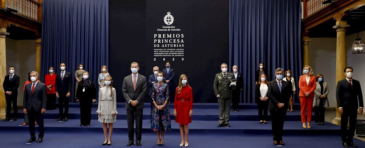 Quiénes son las 16 personas que representarán al colectivo sanitario en los Premios Princesa de Asturias Quiénes son las 16 personas que representarán al colectivo sanitario en los Premios Princesa de Asturias