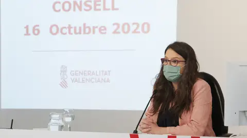 Mónica Oltra Pleno Consell mascarilla Mónica Oltra Pleno Consell mascarilla