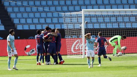 El Atl&eacute;tico de Madrid celebra un gol de Luis Su&aacute;rez ante el Celta