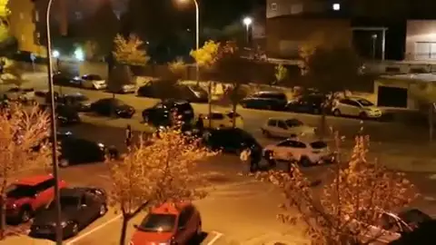 Onda Cero accede al vídeo de los agresores huyendo tras propinar una paliza a un joven en Boadilla Onda Cero accede al vídeo de los agresores huyendo tras propinar una paliza a un joven en Boadilla