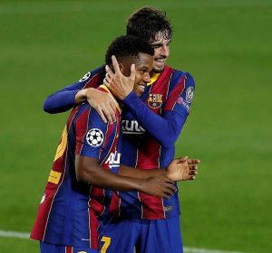 El Barcelona celebra el tanto de Ansu Fati El Barcelona celebra el tanto de Ansu Fati