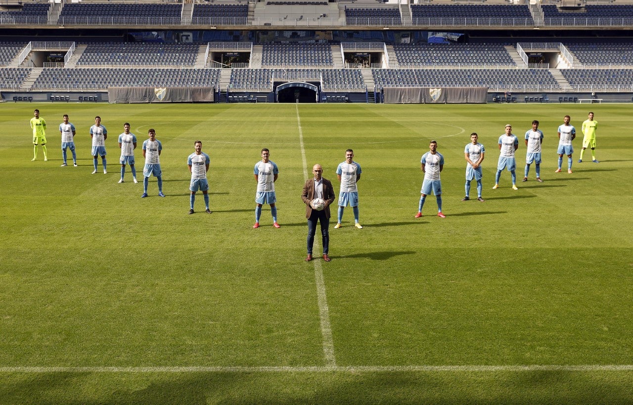 Los Reyes llegan con una noche de Copa. Málaga-Oviedo, en la Rosaleda Los Reyes llegan con una noche de Copa. Málaga-Oviedo, en la Rosaleda