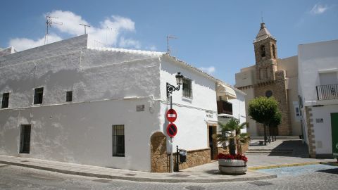 Calle Ferm&iacute;n Salvochea, en el centro de Rota