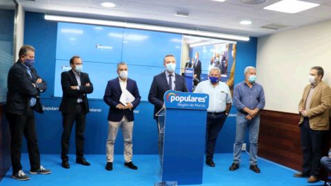 Representantes de organizaciones agrarias se reúnen con dirigentes del PP