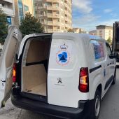 Protección Civil incorpora un vehículo cedido por PSA Retail Orense