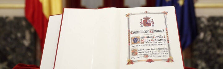 ¿Cree necesaria en este momento una reforma de la Constitución?
