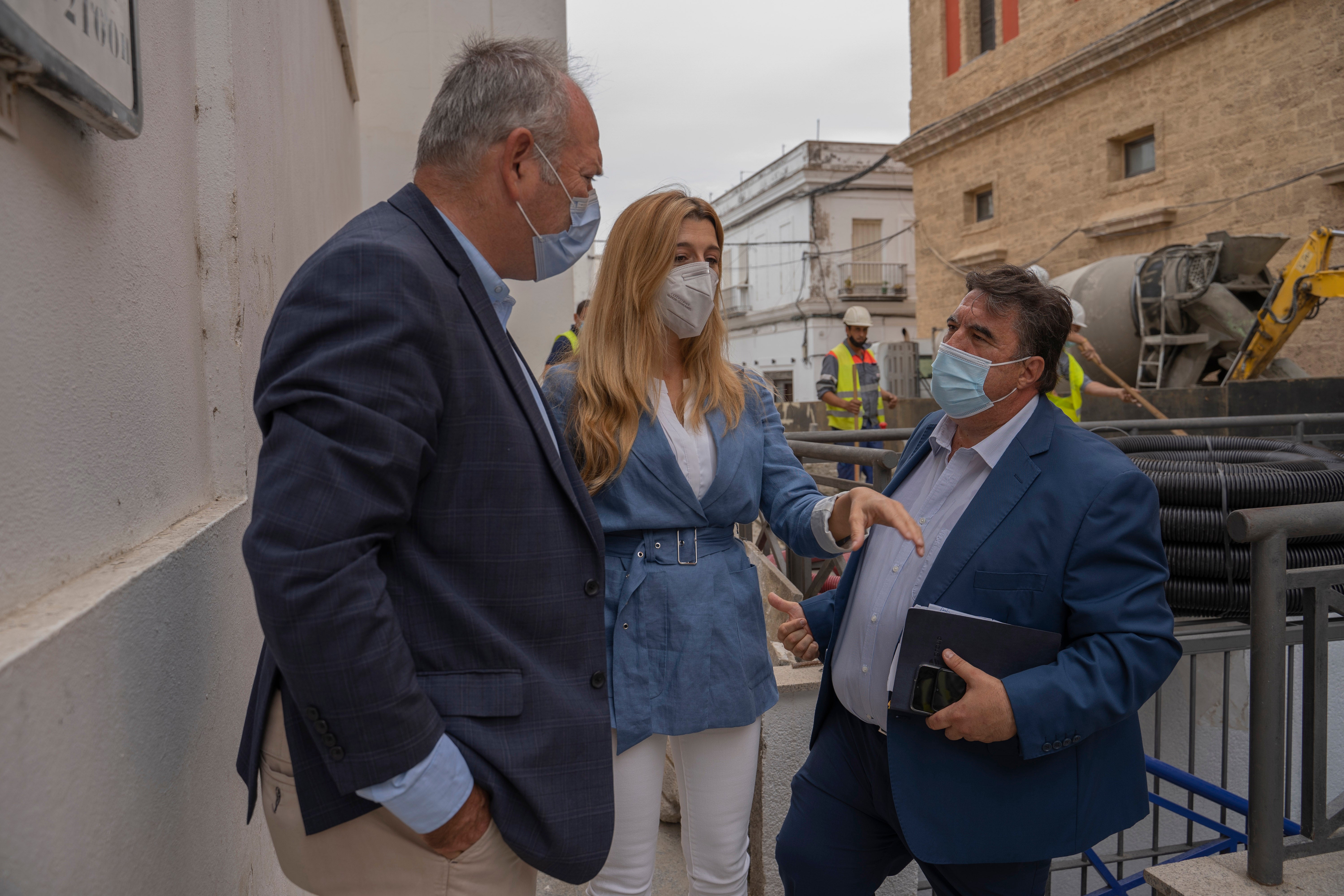 El Mercado tendrá un nuevo acceso que mejorará su accesibilidad y su capacidad logística El Mercado tendrá un nuevo acceso que mejorará su accesibilidad y su capacidad logística