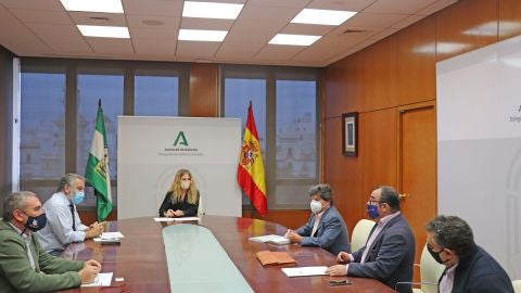 Instantes de la reuni&oacute;n entre Mestre y FEMCA