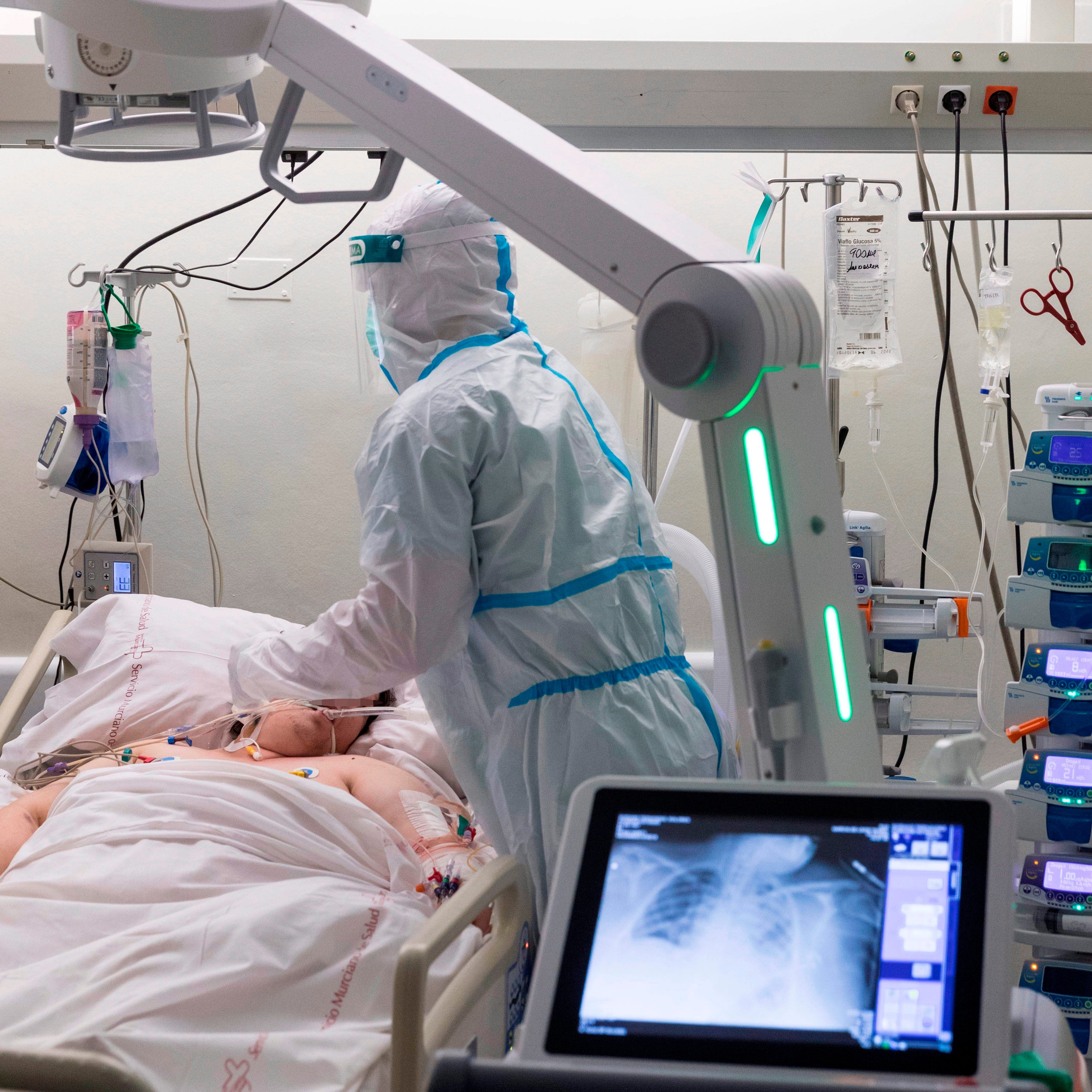 Bernat Soria asegura que el tratamiento celular en el que trabaja puede reducir un 50% la mortalidad de pacientes críticos con covid-19 Bernat Soria asegura que el tratamiento celular en el que trabaja puede reducir un 50% la mortalidad de pacientes críticos con covid-19