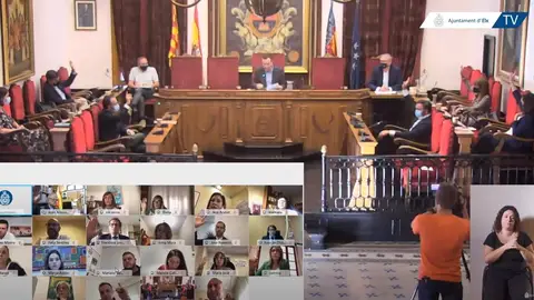 Pleno municipal en Elche. Pleno municipal en Elche.