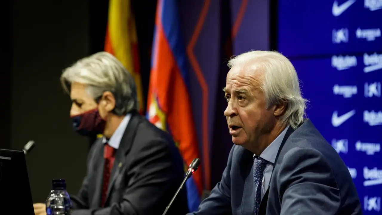 Carles Tusquets, ante los medios Carles Tusquets, ante los medios