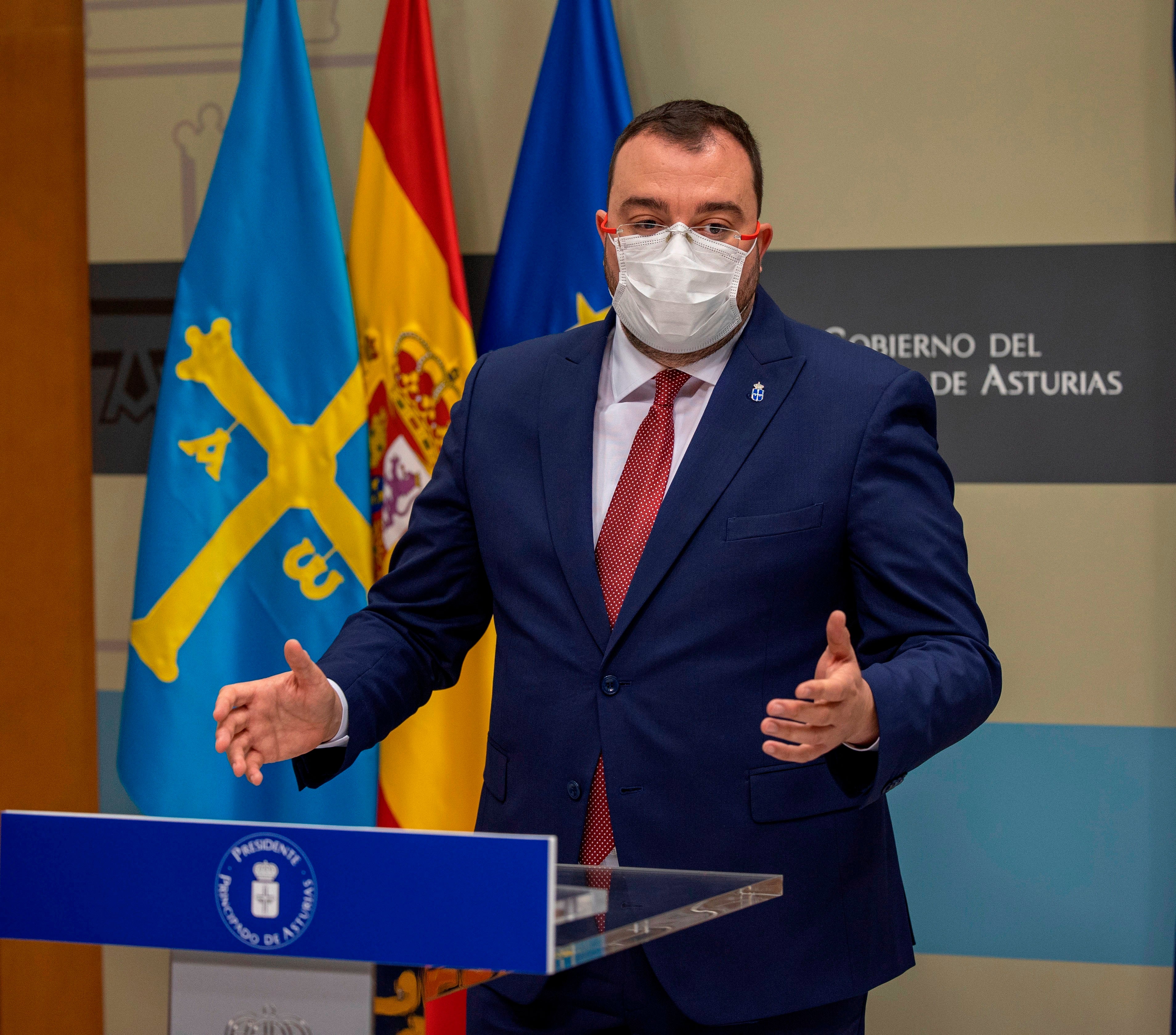 Barbón justifica el pacto con Bildu escudándose en que el Gobierno no tenía otra opción Barbón justifica el pacto con Bildu escudándose en que el Gobierno no tenía otra opción