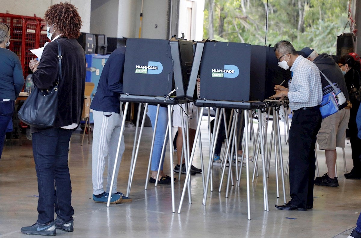 La democracia en los Estados Unidos funciona y la voz de los estadounidenses va a ser escuchada La democracia en los Estados Unidos funciona y la voz de los estadounidenses va a ser escuchada
