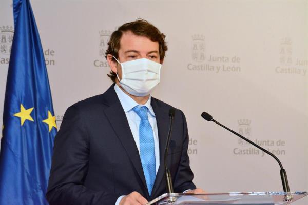 La Junta anuncia el cierre de la hostelería en Castilla y León desde el viernes La Junta anuncia el cierre de la hostelería en Castilla y León desde el viernes
