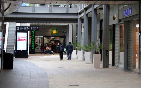 Els centres comercials avisen que molts negocis “perillen” si no poden obrir per la campanya de Nadal Els centres comercials avisen que molts negocis “perillen” si no poden obrir per la campanya de Nadal
