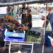 El mercadillo de Ciudad Real amplia el número de puestos de venta El mercadillo de Ciudad Real amplia el número de puestos de venta