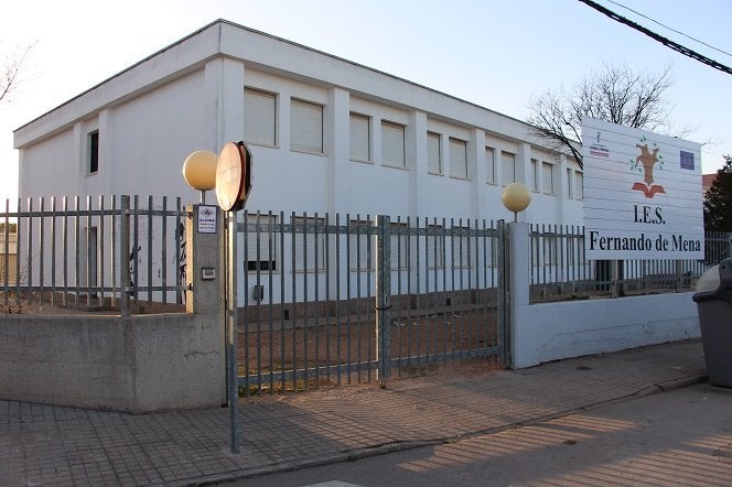 El IES “Fernando de Mena” de Socuéllamos reabrirá finalmente las aulas a partir del miércoles El IES “Fernando de Mena” de Socuéllamos reabrirá finalmente las aulas a partir del miércoles