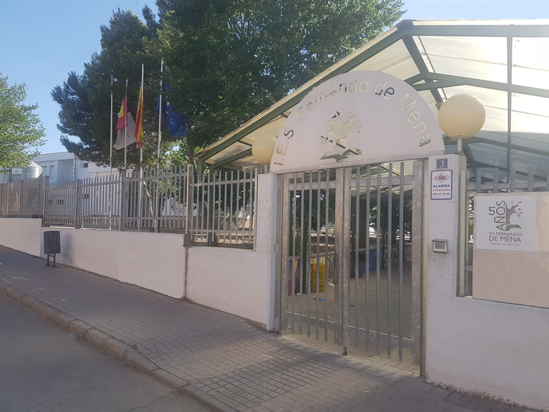 Cierre del IES Fernando de Mena de Socuéllamos por un brote de COVID Cierre del IES Fernando de Mena de Socuéllamos por un brote de COVID