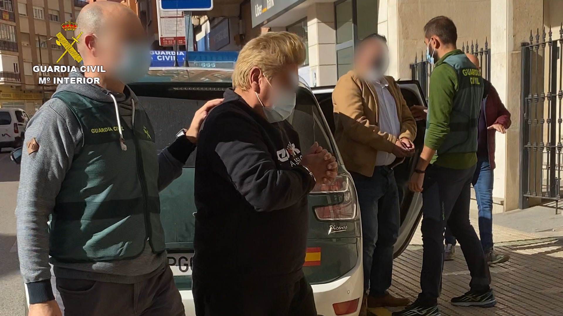Dos detenidos por robo y tentativa de homicidio a policías nacionales Dos detenidos por robo y tentativa de homicidio a policías nacionales