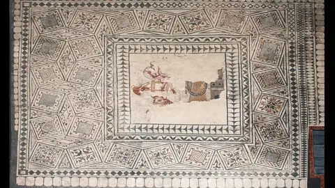 Puede visitarse en el Museo Provincial Mosaico Dédalo y Pasifae