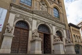 Aragón creará un mapa de titulaciones e impulsará becas-salario el próximo curso Aragón creará un mapa de titulaciones e impulsará becas-salario el próximo curso