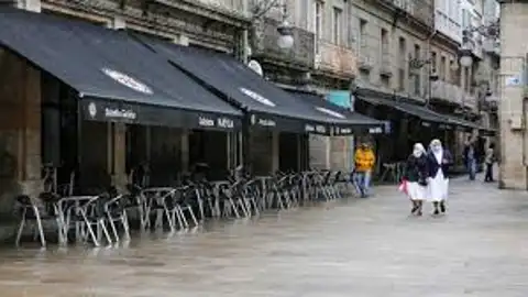Pino: “La Xunta debe incrementar las ayudas a la hostelería" las hostelería tendrá que cerrar durante un mes