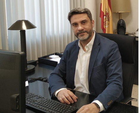 El gobierno de España responde al PP que busque en la web de SAES la cualificación profesional de Joaquín López El gobierno de España responde al PP que busque en la web de SAES la cualificación profesional de Joaquín López