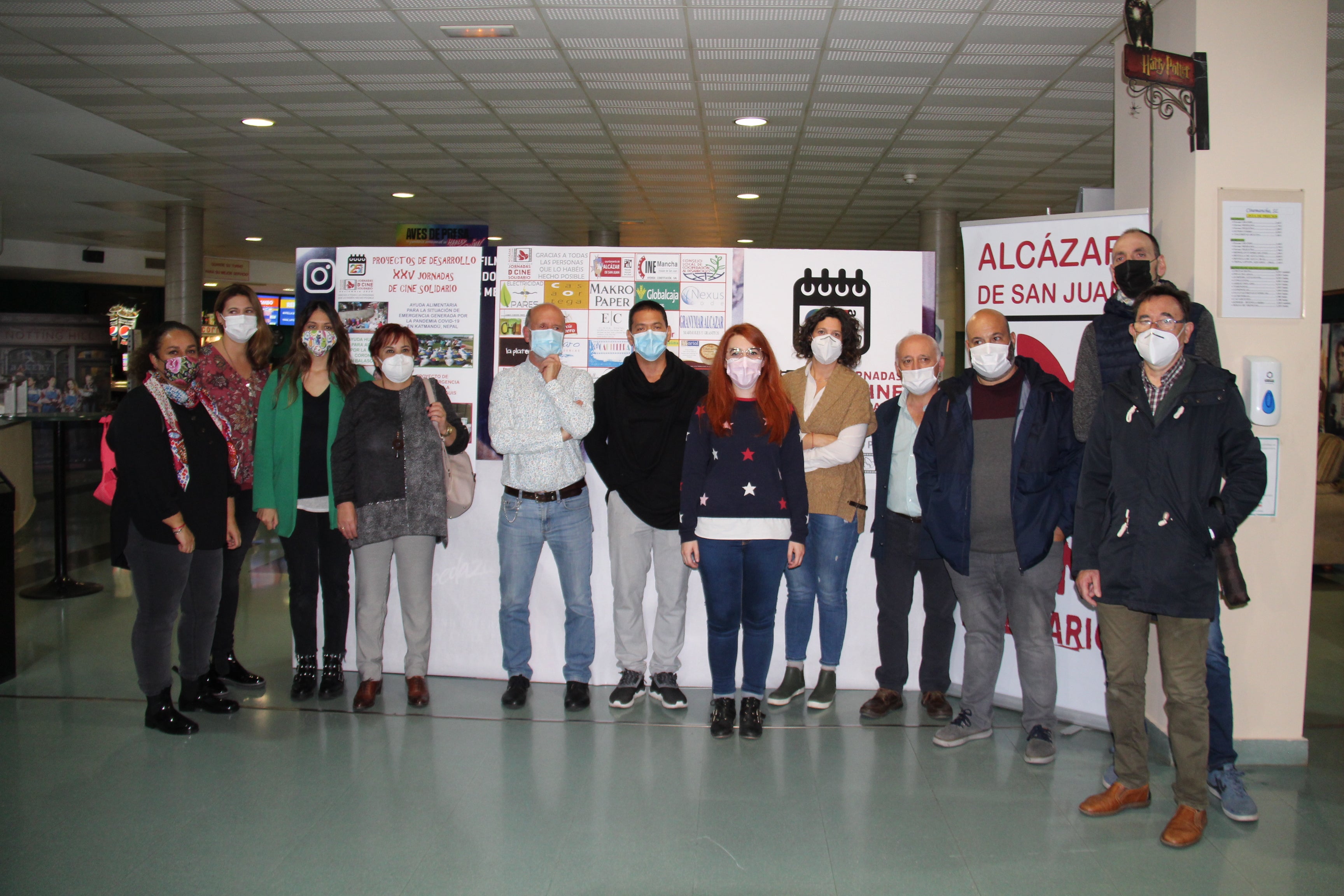 Alba Castellanos acompañó a las ONGs locales en la inauguración de las XXV Jornadas de Cine Solidario Alba Castellanos acompañó a las ONGs locales en la inauguración de las XXV Jornadas de Cine Solidario