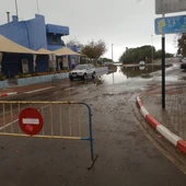 Las precipitaciones dejan en Sagunto 70 litros e inundan calles, colegios y bajos Las precipitaciones dejan en Sagunto 70 litros e inundan calles, colegios y bajos